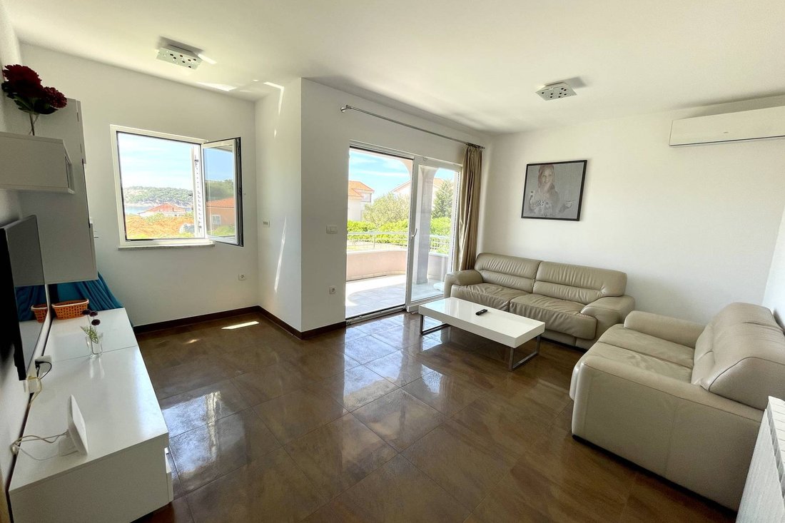 Villa in Barbat, Primorje-Gorski Kotar County, Croatia 3 - 13567844