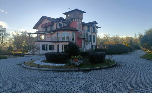 Malgesso, Lombardy, Italy 1