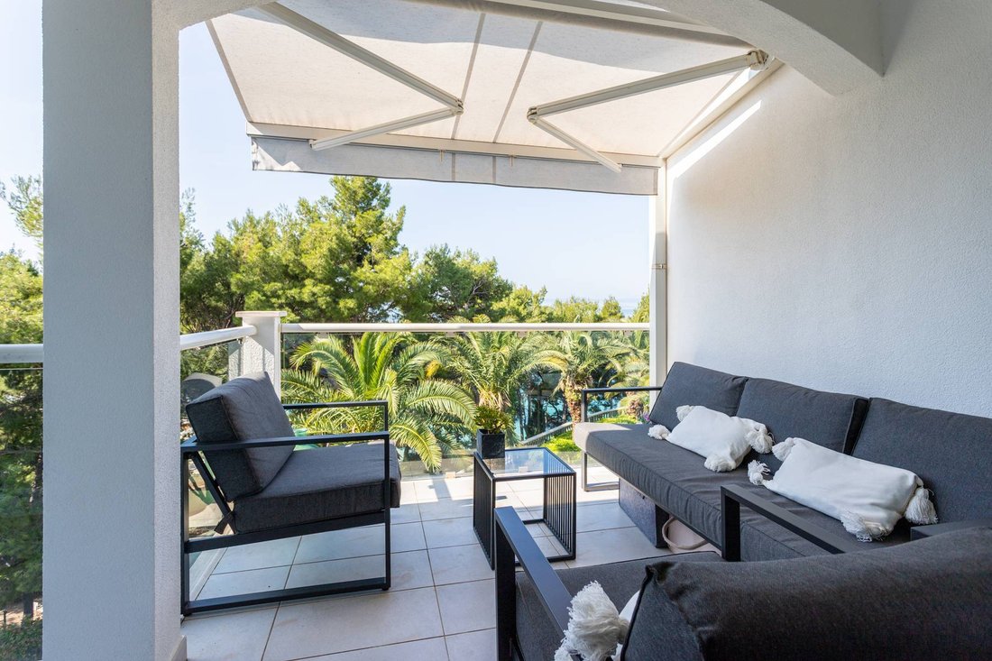 Villa in Strozanac Donji, Split-Dalmatia County, Croatia 2 - 12906255