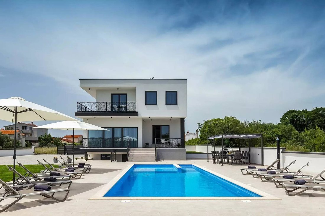 Villa in Grad Pula, Istria County, Croatia 4 - 13567050