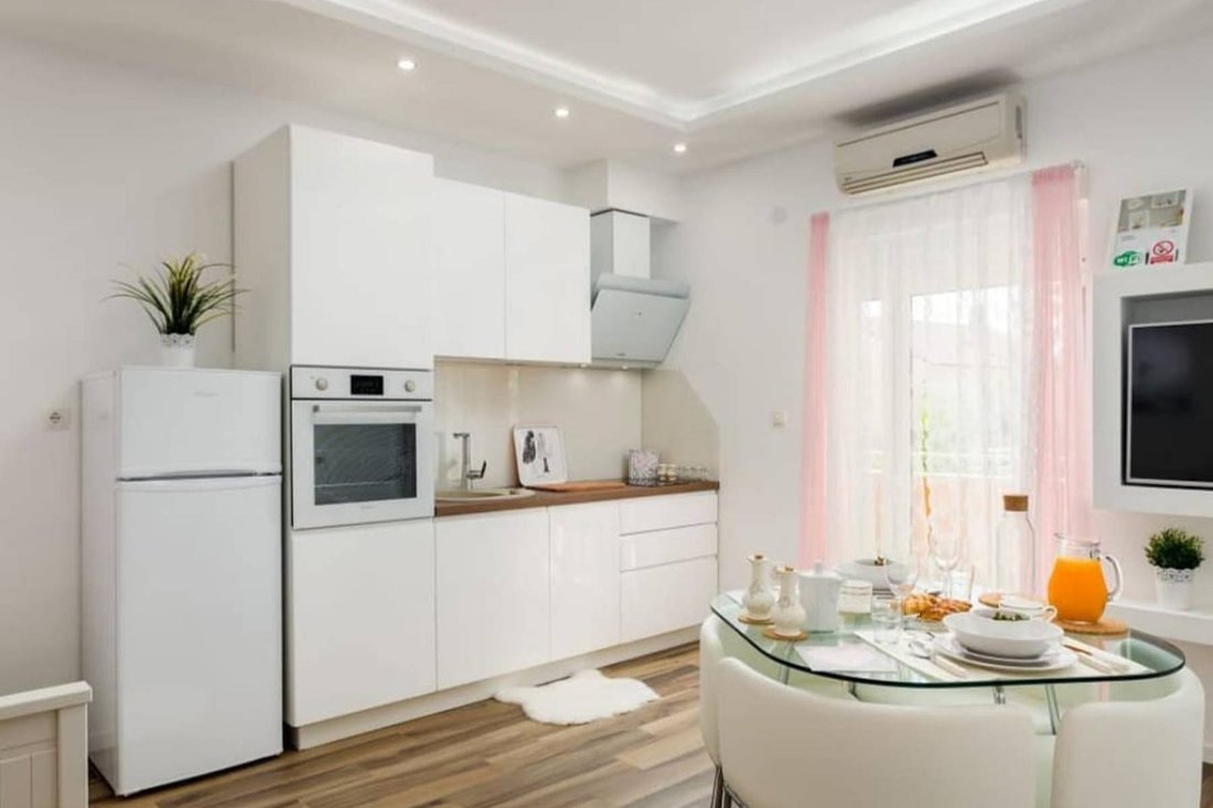 Villa in Mejasi, Split, Split-Dalmatia County 3 - 12659742