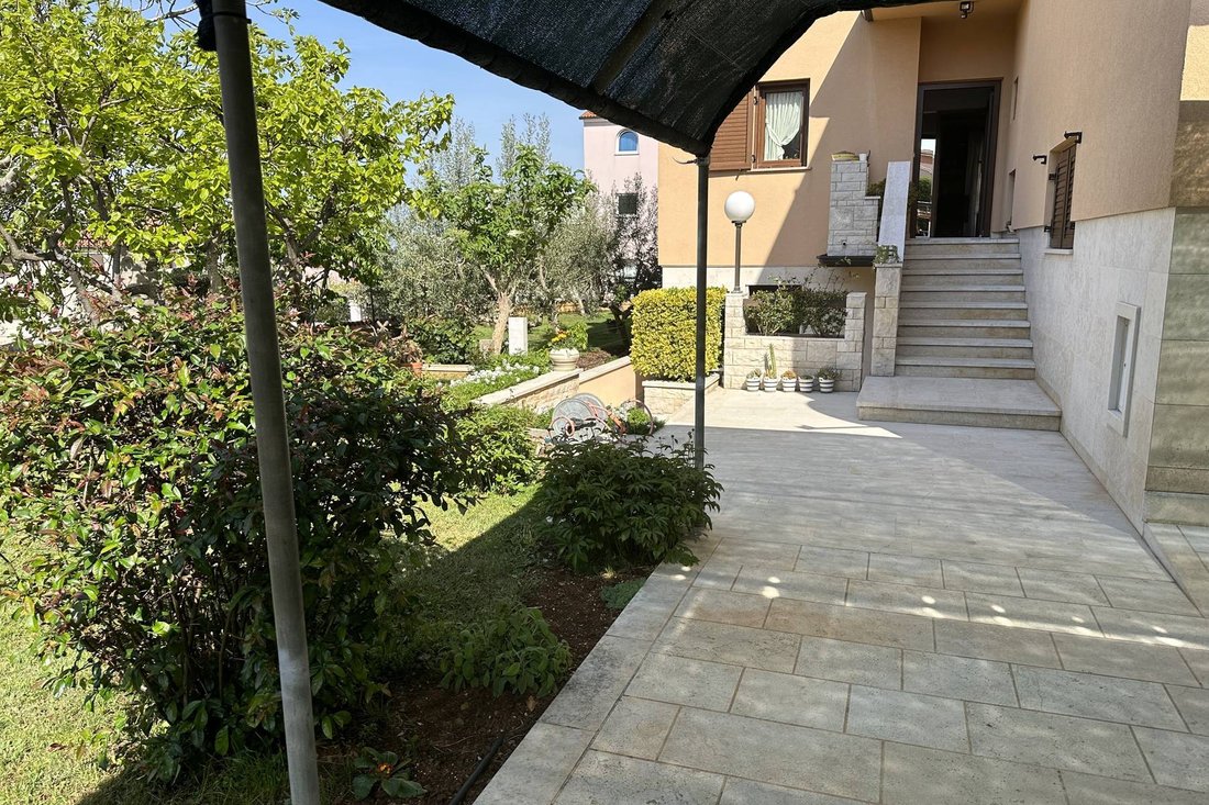 Villa in Grad Pula, Istria County, Croatia 4 - 13567861