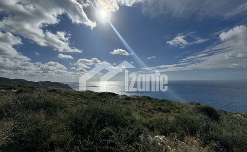 Terrain à Agala, Laganas, Grèce 1