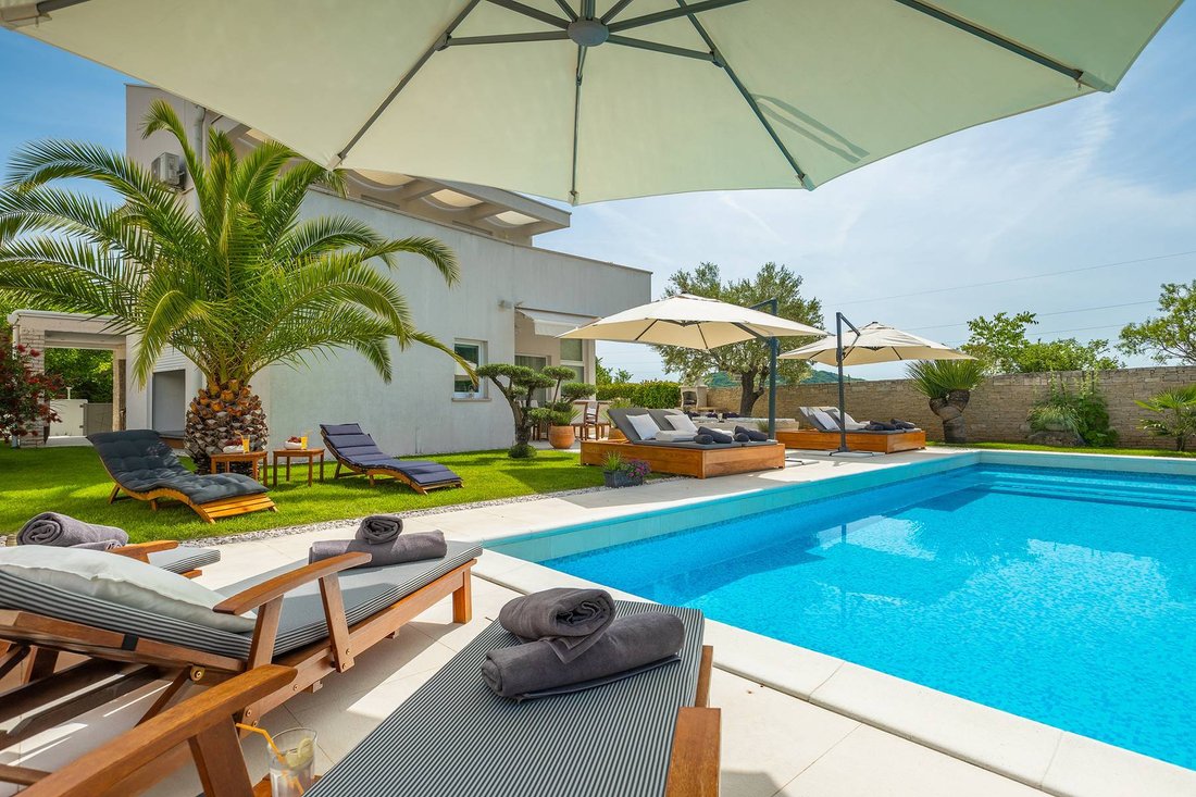 Villa in Rovinjsko Selo, Istria County, Croatia 3 - 13565494