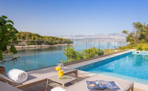 Villa in Supetar, Split-Dalmatia County, Croatia 1