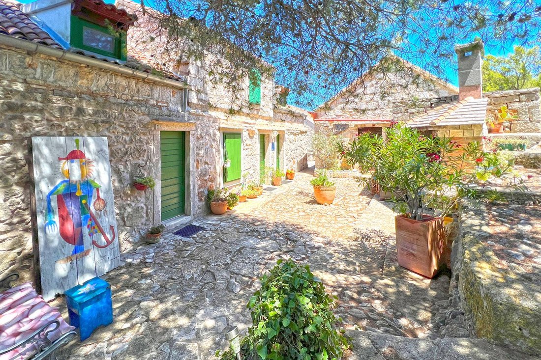 Villa in Dracevo Polje, Split-Dalmatia County, Croatia 5 - 12658681