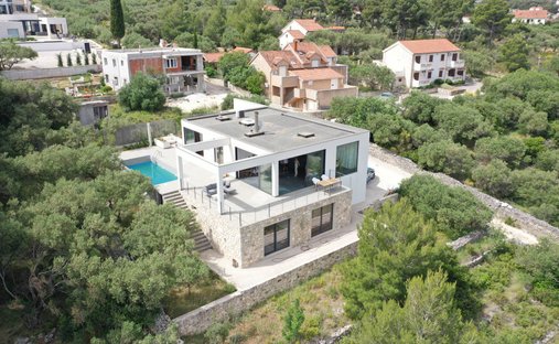 Villa in Supetar, Split-Dalmatia County, Croatia 1