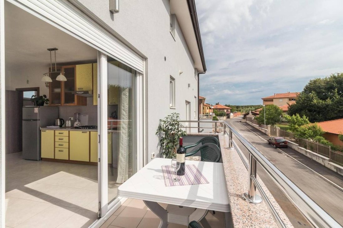 Villa in Grad Pula, Istria County, Croatia 3 - 13565359