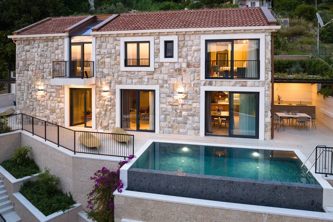 Villa in Slano, Dubrovnik-Neretva County, Croatia 1 - 13614499