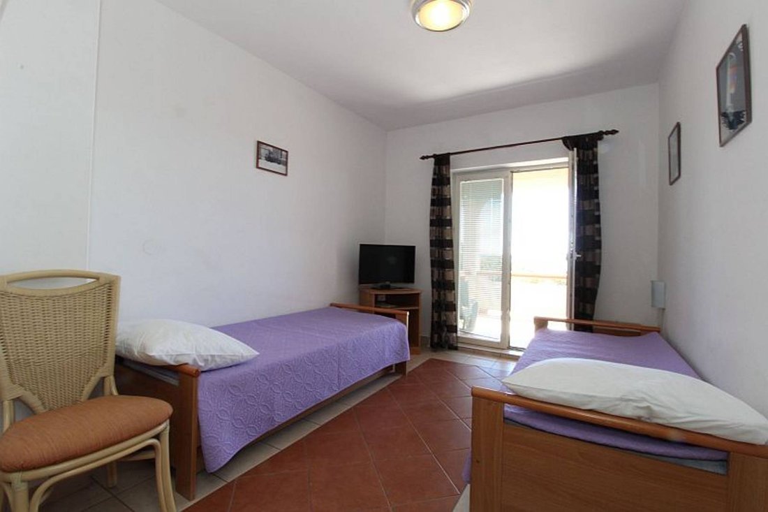 Villa in Mandre, Croatia 4 - 12673580