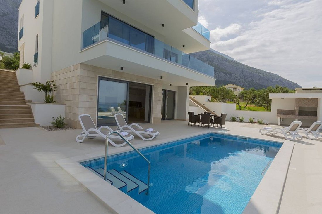 Villa in Makarska, Split-Dalmatia County, Croatia 1 - 12667524