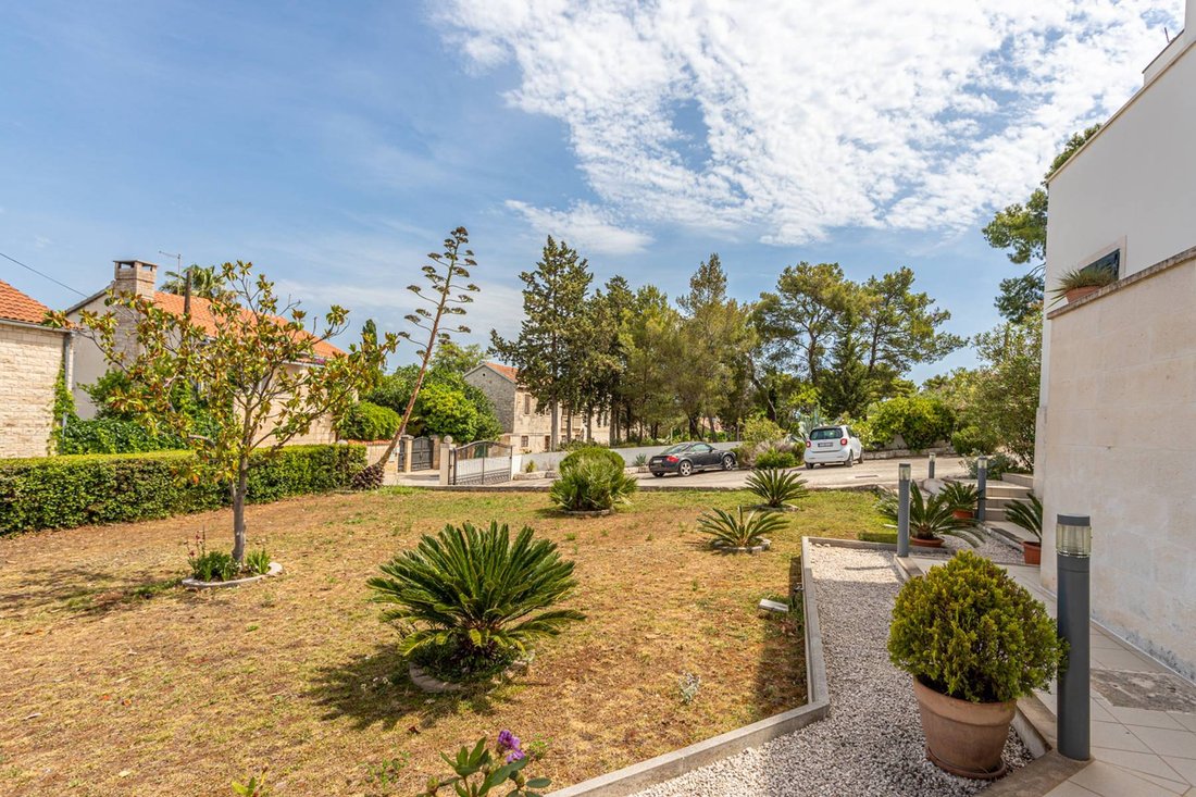 Villa in Sutivan, Split-Dalmatia County, Croatia 5 - 12667562