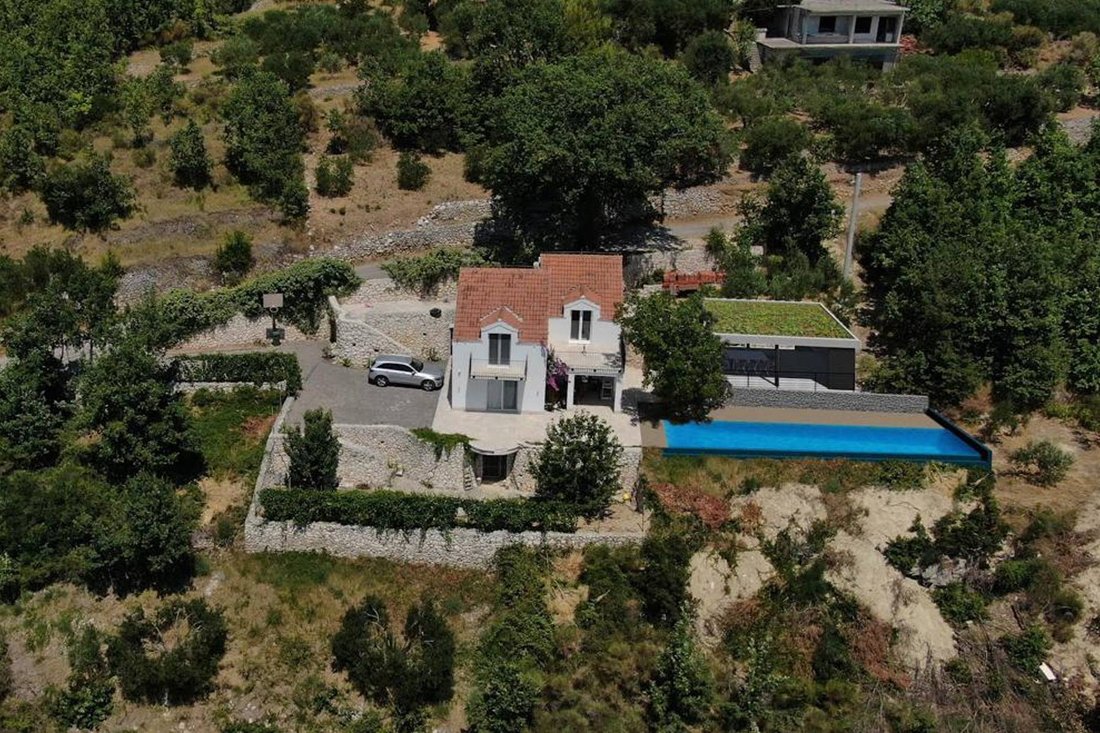 Villa in Jesenice, Split-Dalmatia County, Croatia 3 - 12673835