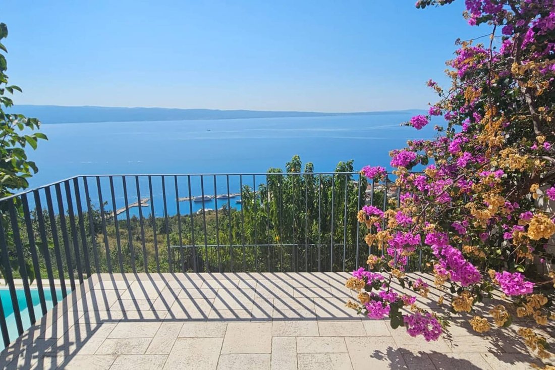 Villa in Jesenice, Split-Dalmatia County, Croatia 2 - 12673835