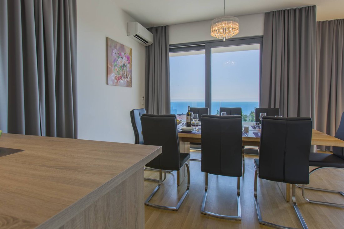 Villa in Makarska, Split-Dalmatia County, Croatia 1 - 12623164