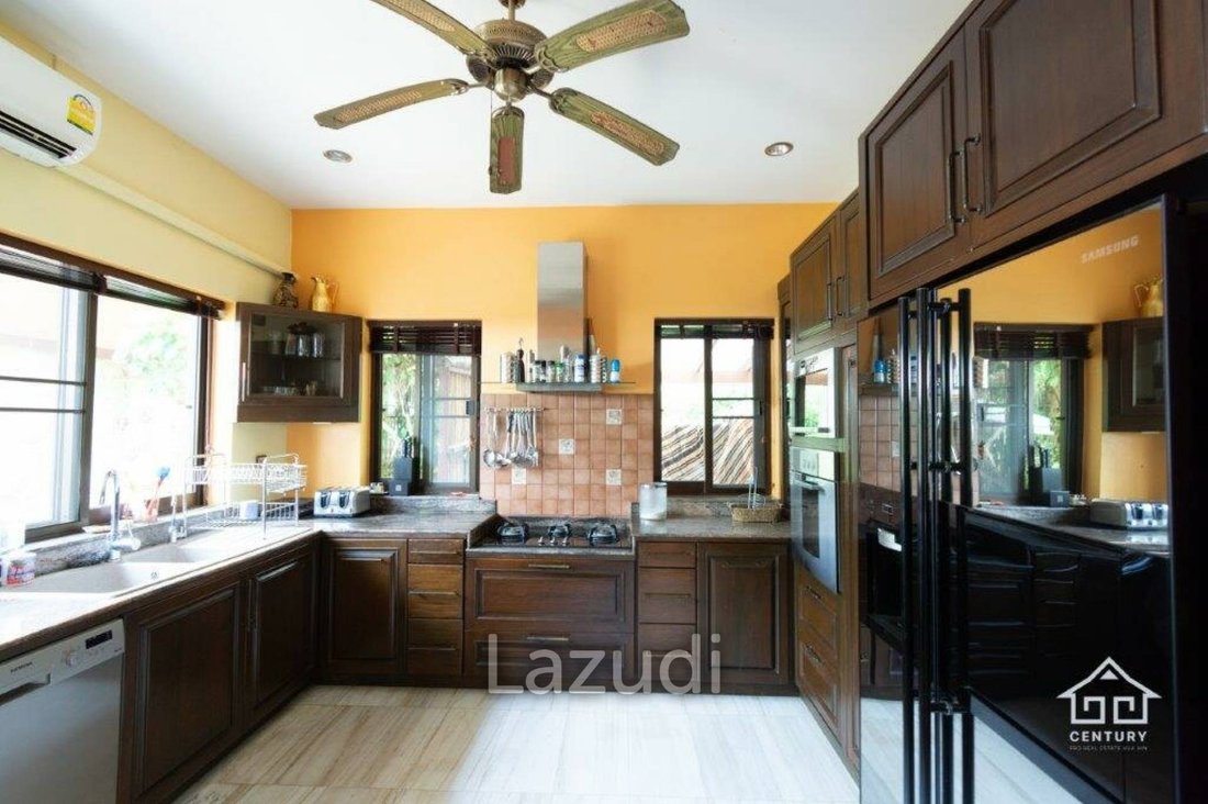Villa in Sam Roi Yot, Prachuap Khiri Khan, Thailand 5 - 13641393