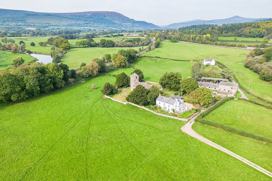 6 Bedroom House For Sale In Abergavenny In The Bryn, Wales, United