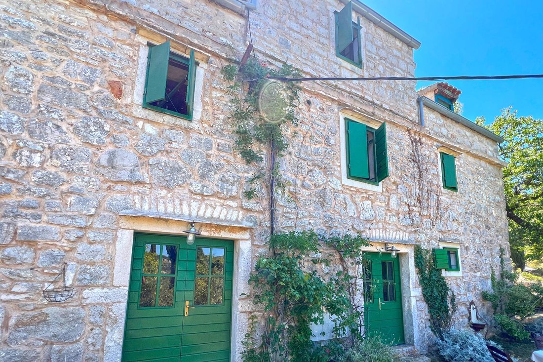 Villa in Dracevo Polje, Split-Dalmatia County, Croatia 2 - 12658681