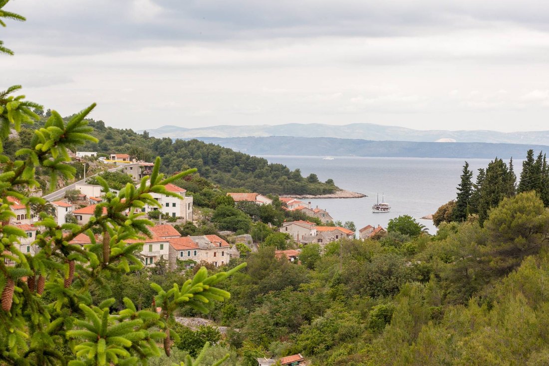 Villa in Gornje Selo, Split-Dalmatia County, Croatia 1 - 12658803
