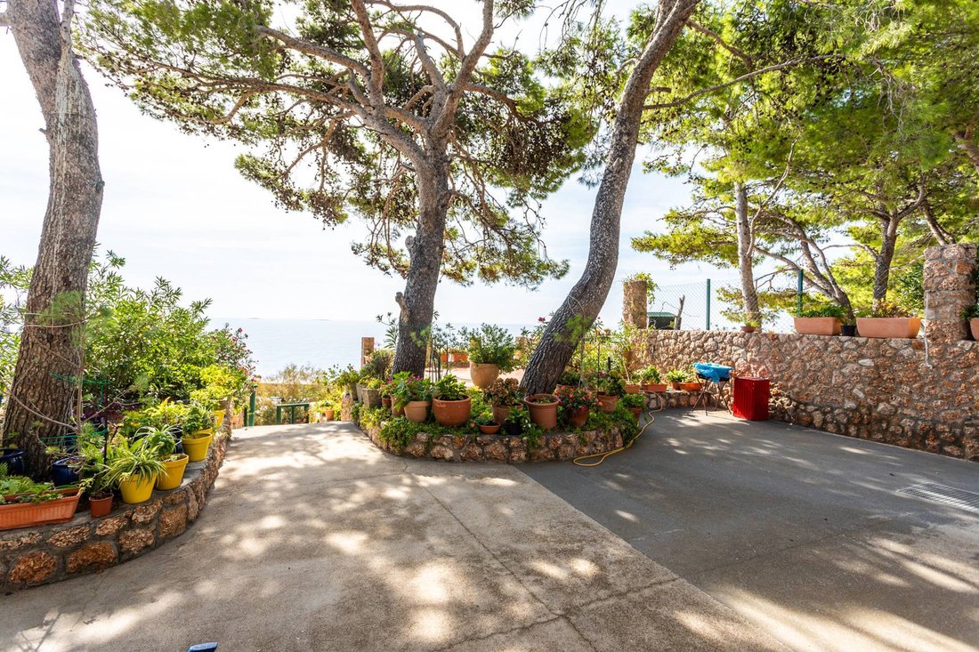 Villa in Sveta Nedilja, Split-Dalmatia County, Croatia 2 - 13565557