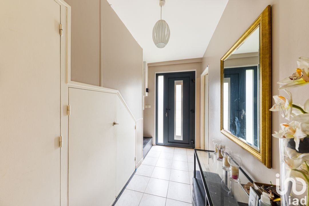 Vente Maison/Villa 6 Pièces In Bessancourt, île De France, France For