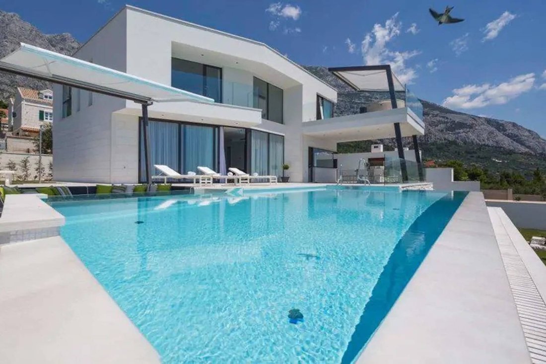 Villa in Veliko Brdo, Split-Dalmatia County, Croatia 2 - 13567175