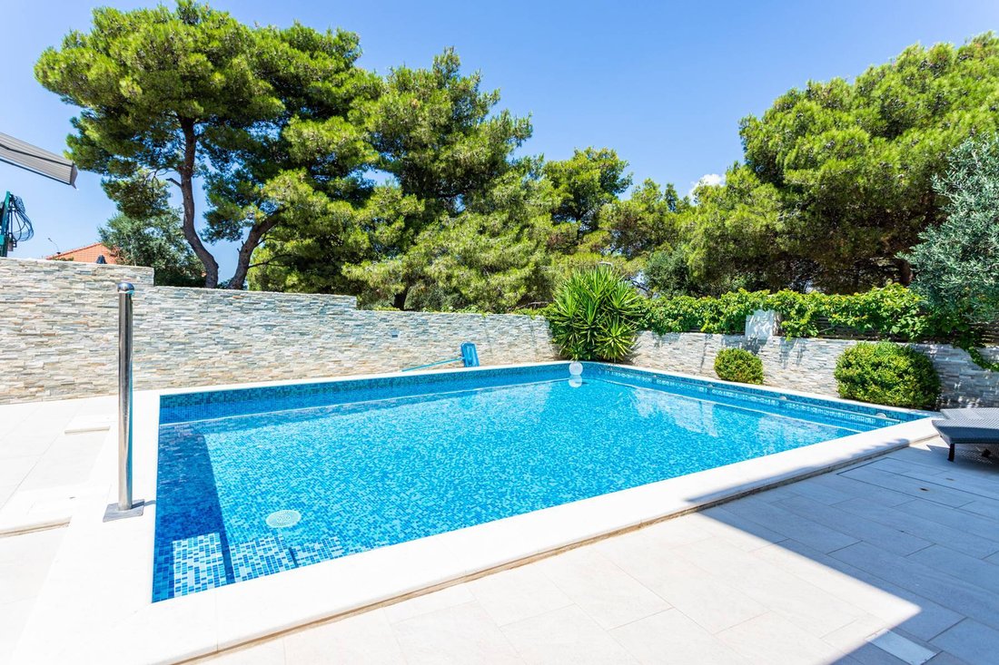 Villa in Okrug Donji, Split-Dalmatia County, Croatia 4 - 13567158