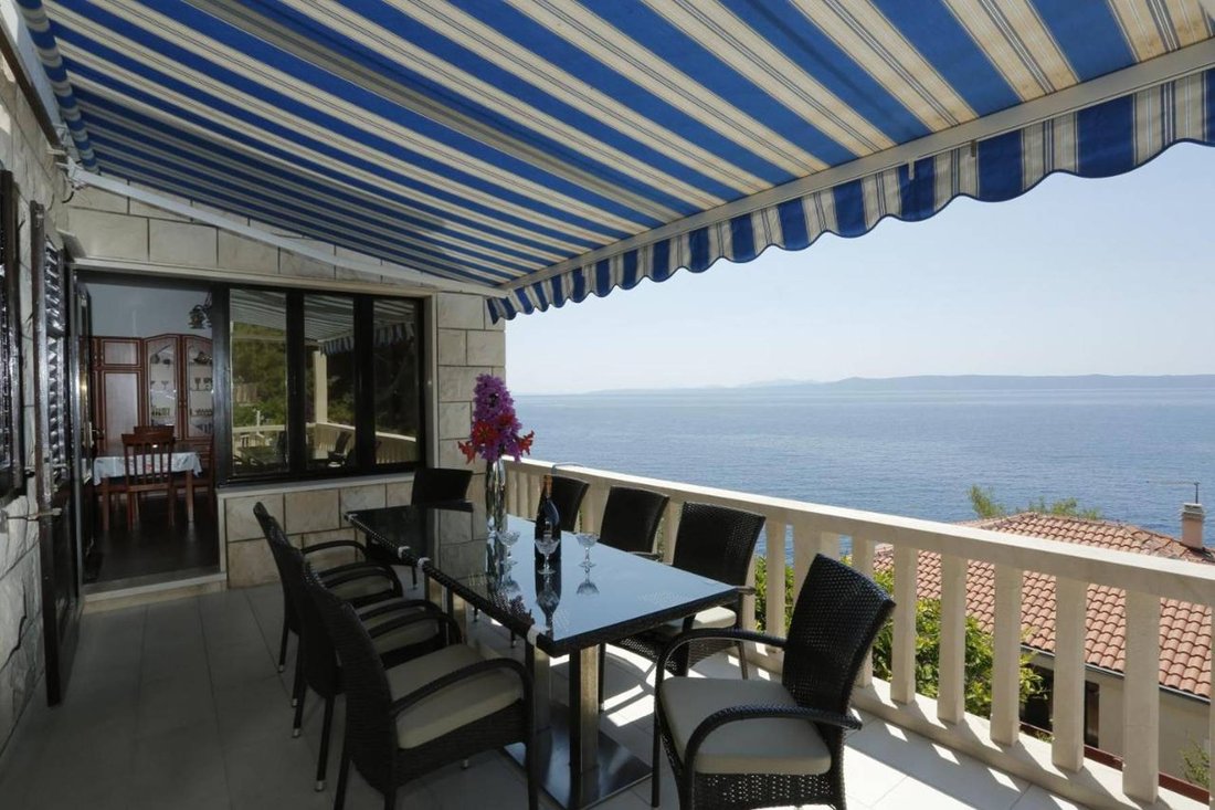 Villa in Split-Dalmatia County, Croatia 3 - 12667563