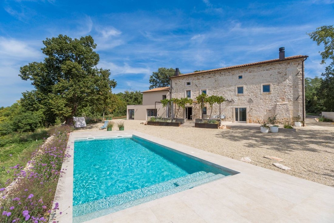 Villa in Sumber, Istria County, Croatia 2 - 13566944