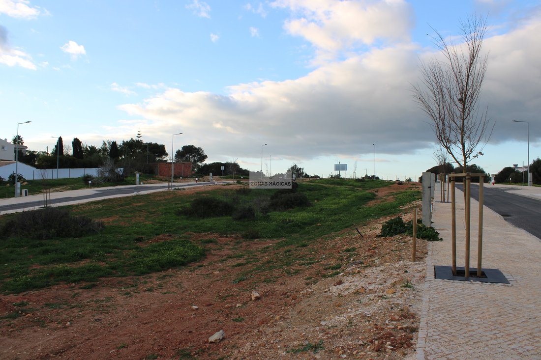 Land in Praia da Luz, Algarve, Portugal 1 - 13646591