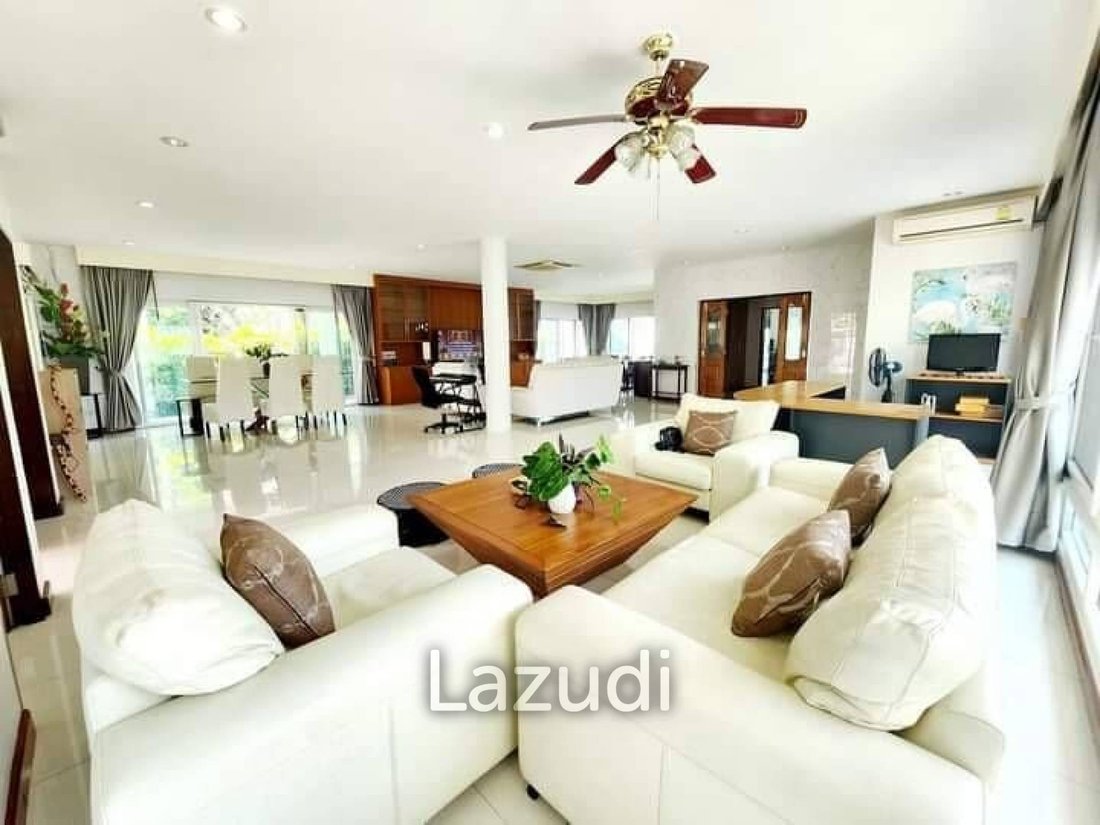 Villa in Pattaya City, Chon Buri, Thailand 3 - 13648426