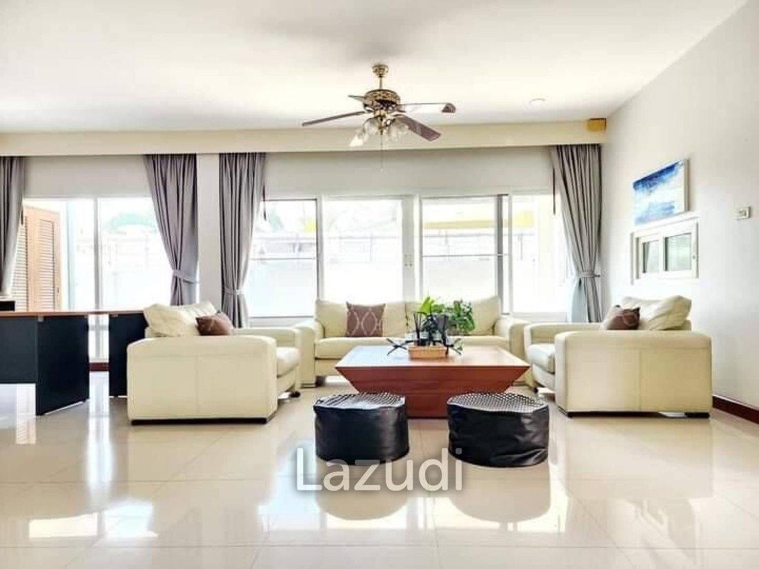 Villa in Pattaya City, Chon Buri, Thailand 4 - 13648426
