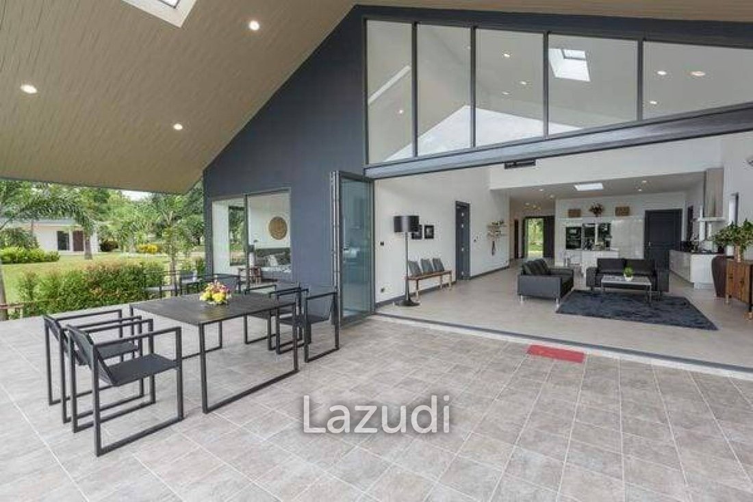 Villa in Hua Hin, Prachuap Khiri Khan, Thailand 4 - 13648297