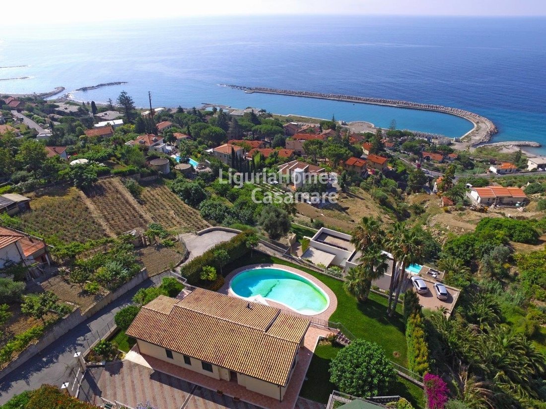 Villa in Aurelia Ponente Street - Valdirodi, Ospedaletti, Liguria 2 - 11297177