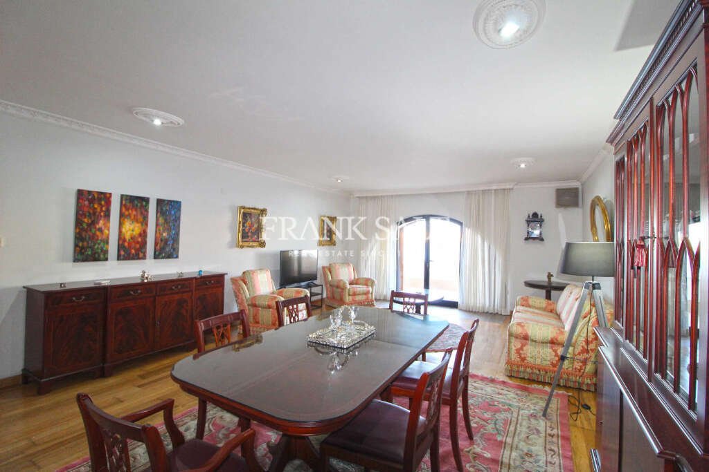 St. Angelo Mansions, Seafront Apartment In Saint Julian's, Malta For