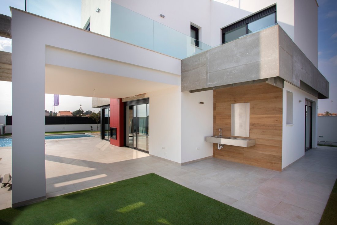 Villa in Los Alcazares, Región de Murcia, Spain 1 - 12415227