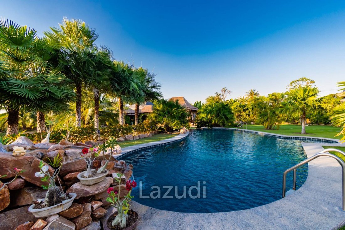 Villa in Wang Pong, Prachuap Khiri Khan, Thailand 4 - 13650198