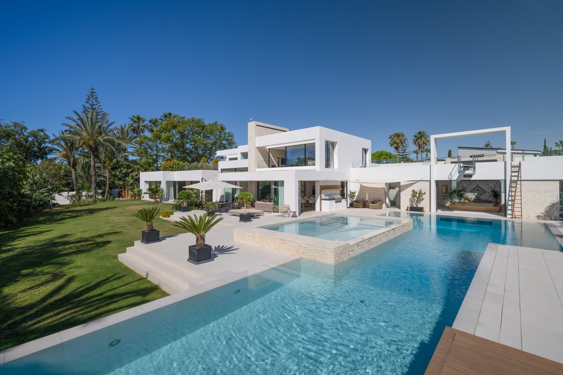 Villa in Marbella, Andalusia, Spain 1 - 12706964