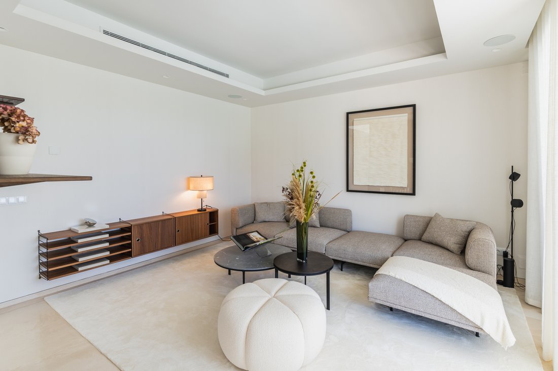 Villa in Estepona, Andalusia, Spain 4 - 13650492