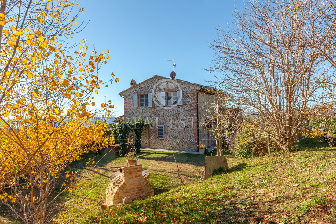 Estate in Città della Pieve, Umbria, Italy 3 - 13651987