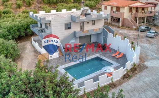 Villa in Community of Kalon Chorion Chersonisos, Gouves, Greece 1