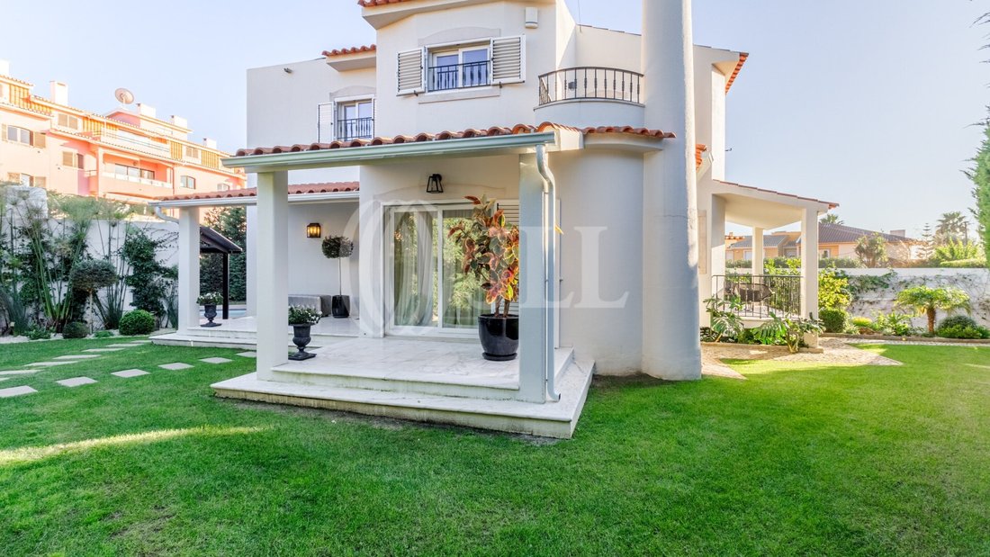 House 4 Bedrooms +1 Sale Cascais In Cascais, Portugal For Sale (13652611)