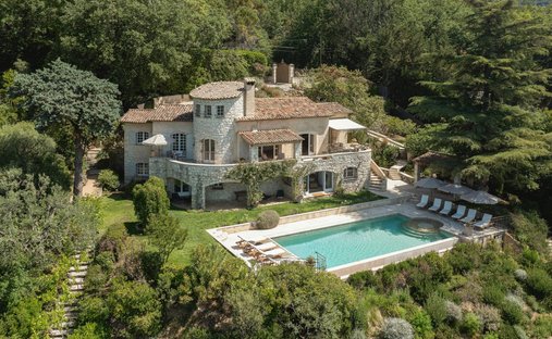 Villa in Tourrettes-sur-Loup, Provence-Alpes-Côte d'Azur, France 1