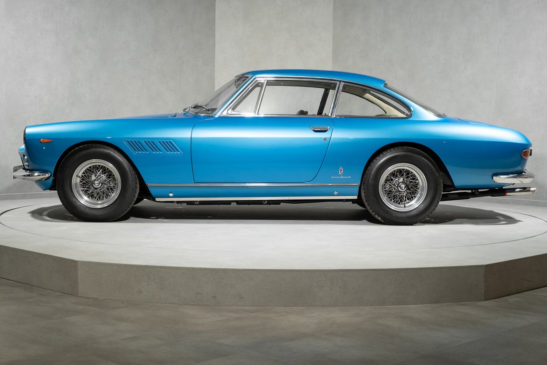 1965 Ferrari 330  in Pulborough, England, United Kingdom 4 - 13661123