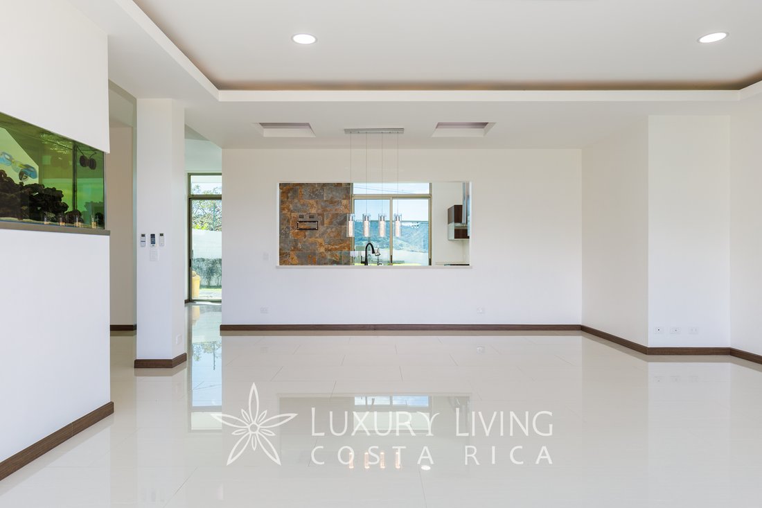 House in Ciudad Colón, San José Province, Costa Rica 5 - 13664102