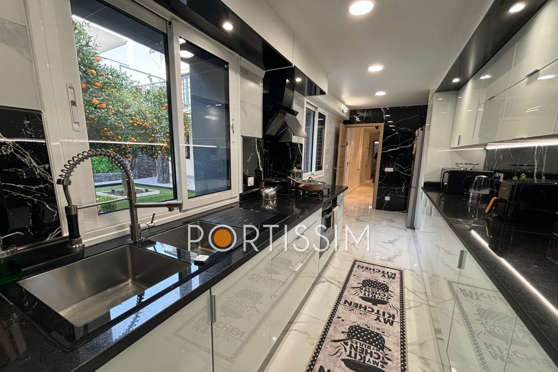 Villa in Cros de Cagnes-Les Vespins, Cagnes-sur-Mer, France 4 - 13664488