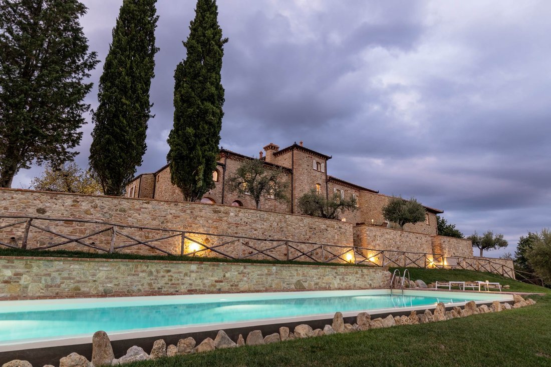 Apartment in San Gimignano, Tuscany, Italy 1 - 13659073
