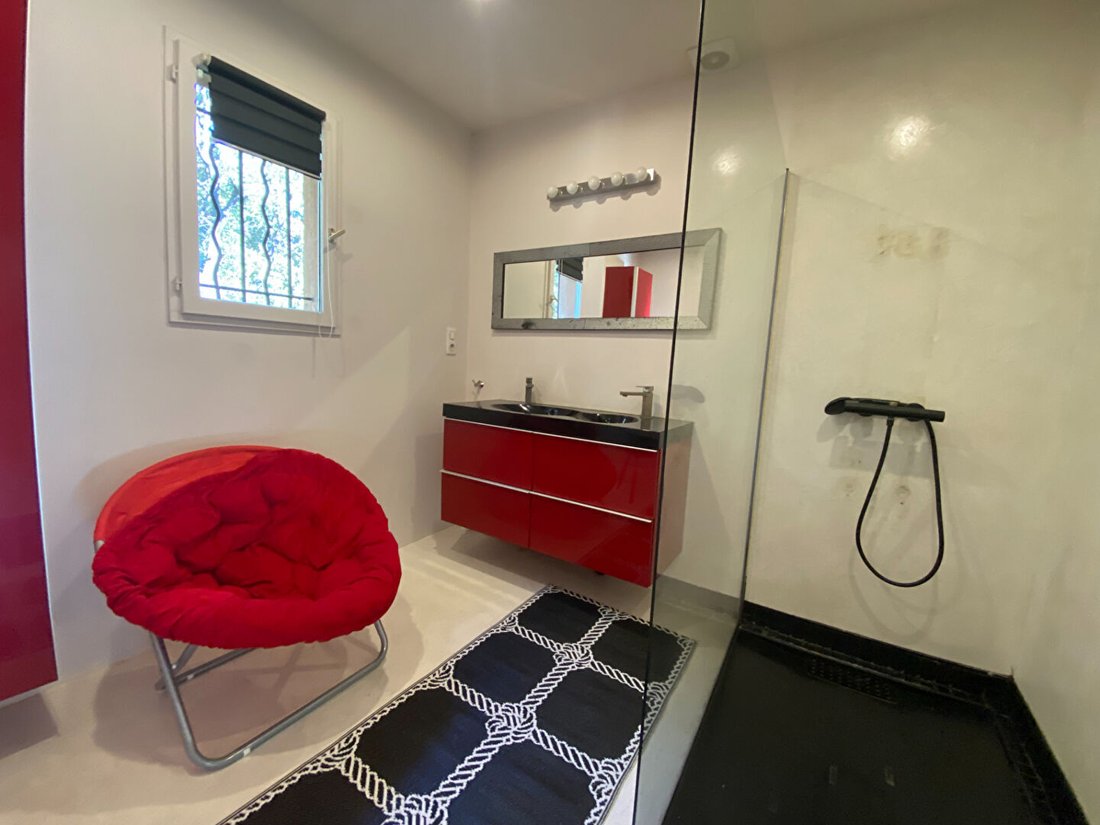 House In Bouc Bel Air, Provence Alpes Côte D'azur, France For Sale