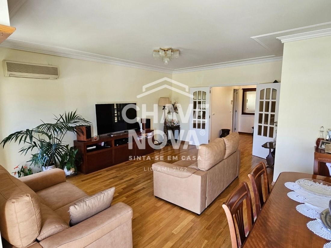 Flat T3+1 Sell In São Domingos De Benfica,Lisboa In Lisbon, Lisbon