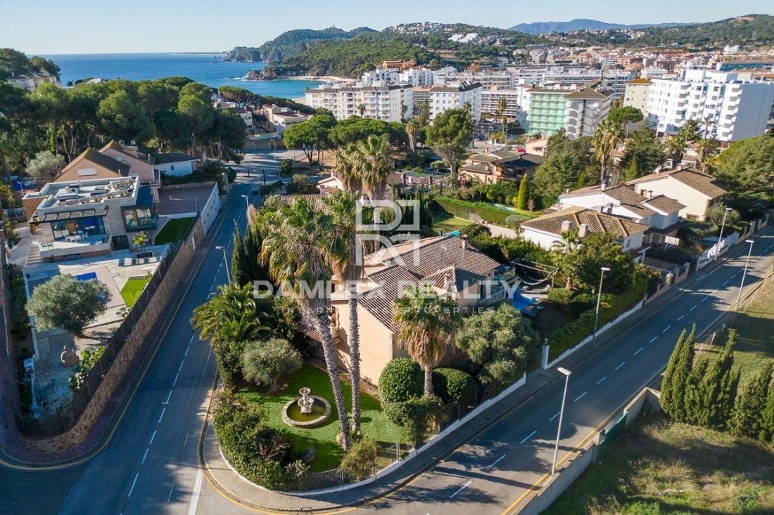 House in Lloret de Mar, Catalonia, Spain 2 - 13664770